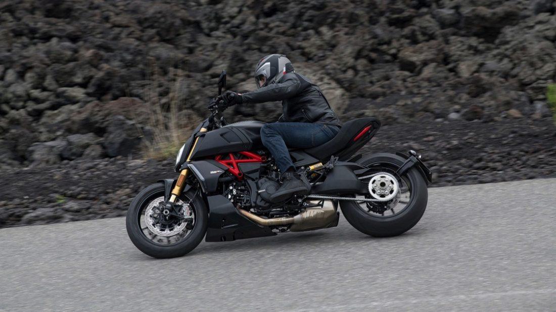 2019 ducati diavel 1260s