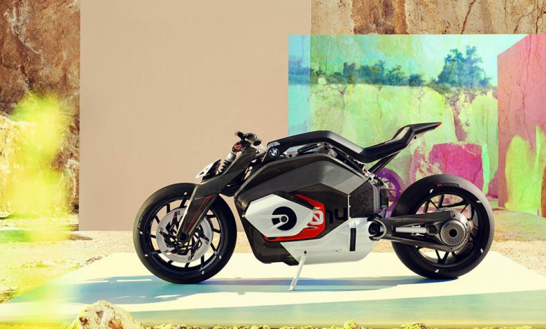 معرفی موتورسیکلت الکتریکی بامو ویژن DC رودستر 1 bmw vision dc